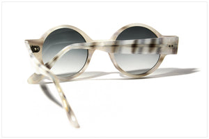 Handmade sunglasses. Occhiali da sole artigianali. P522-313 back view.