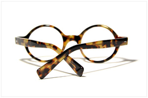 P619 in Tortoiseshell classic blonde by Pollipò